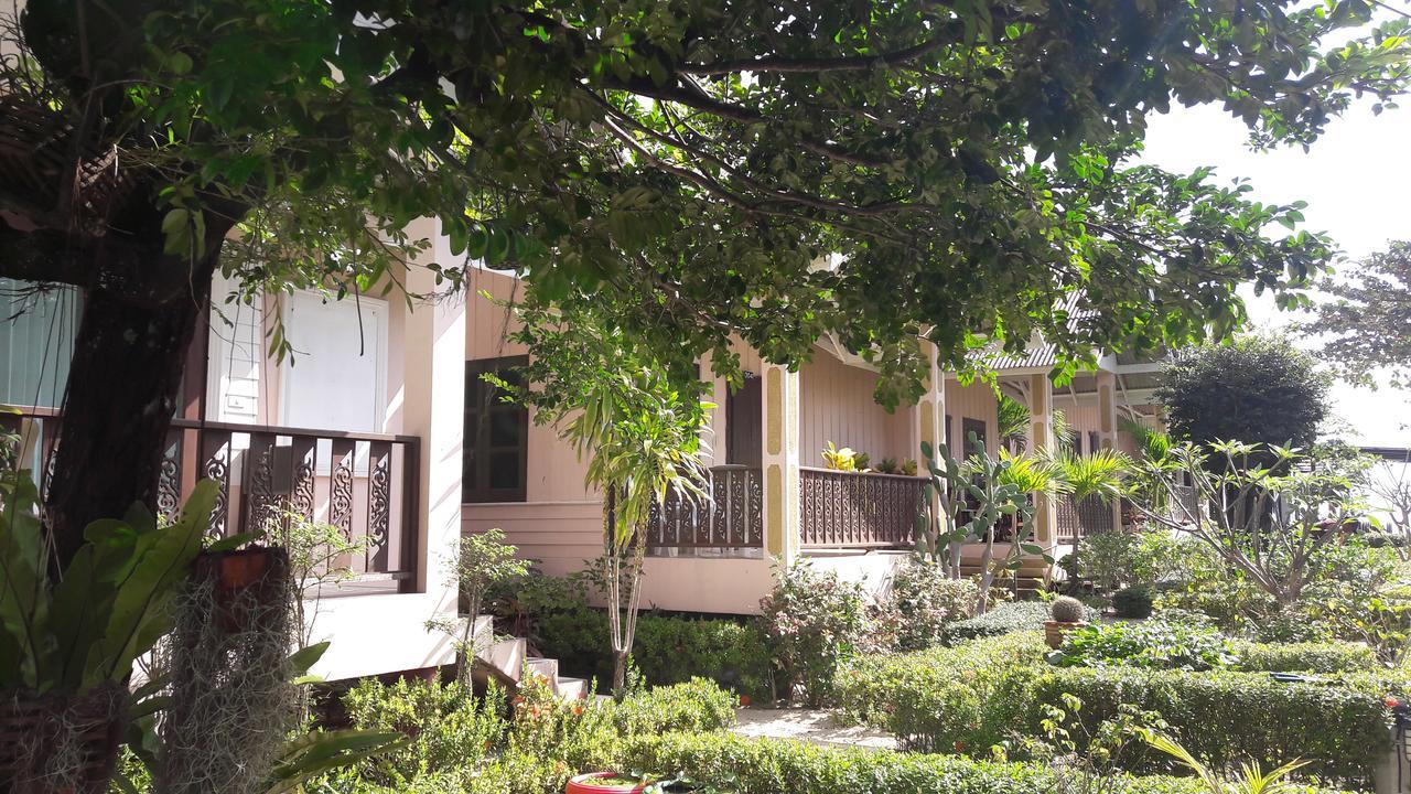 ลีฟวิ่ง ชิลล์แอทละไม Hotel Lamai Beach  ภายนอก รูปภาพ