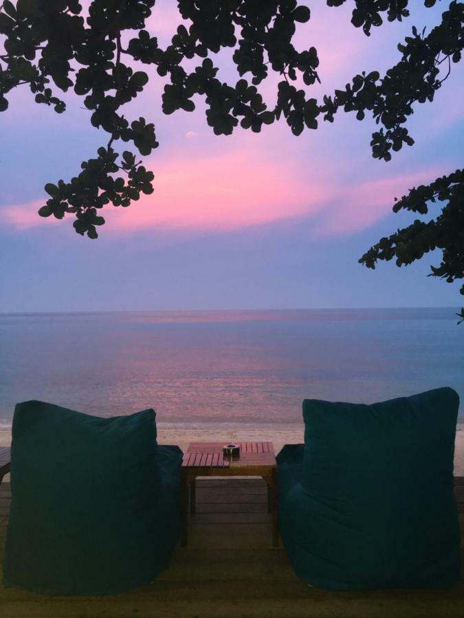 ลีฟวิ่ง ชิลล์แอทละไม Hotel Lamai Beach  ภายนอก รูปภาพ